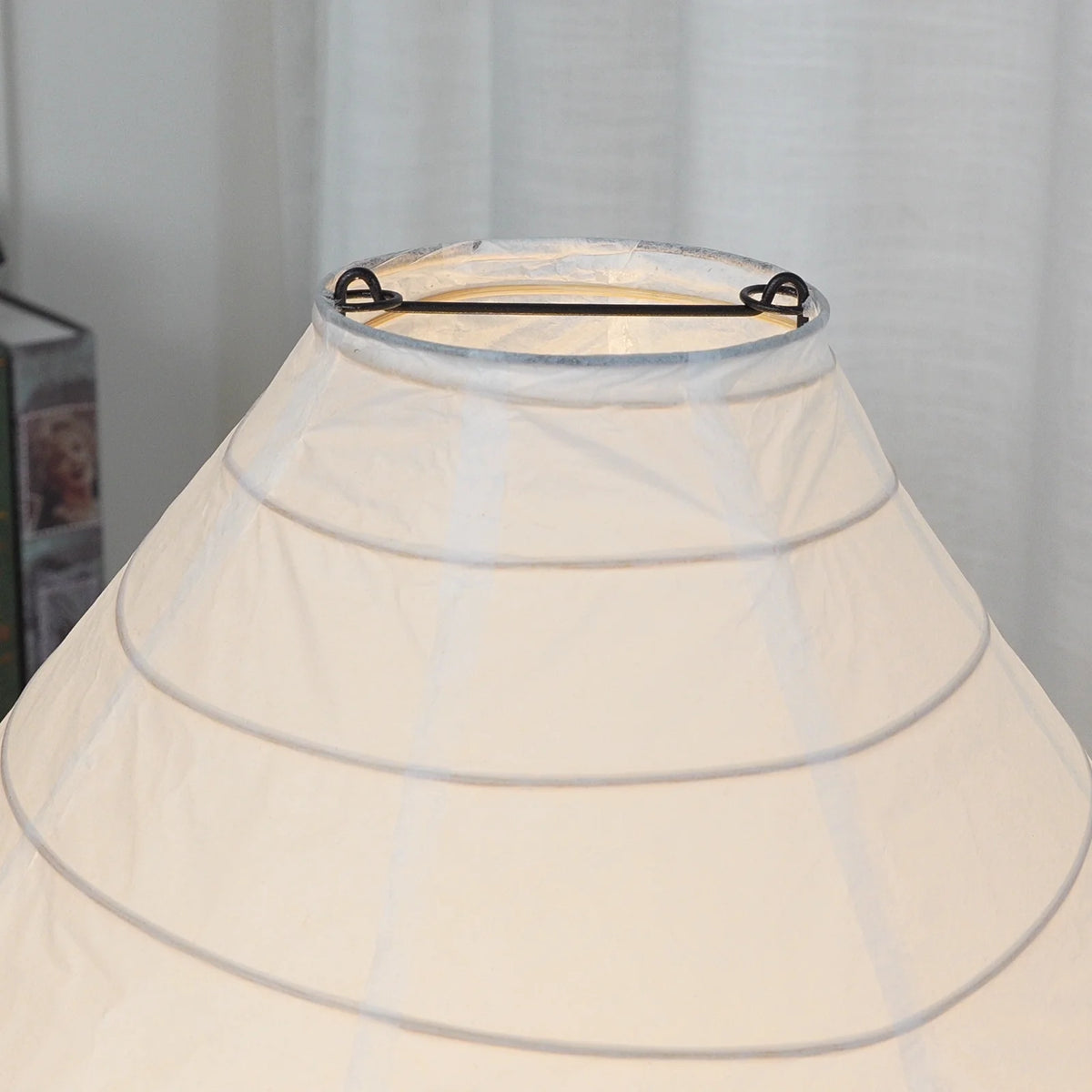 Akari 22N Table Lamp
