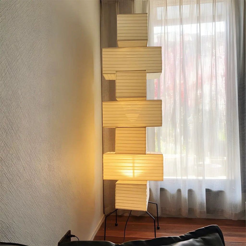 Akari UF4-L10 Floor Lamp