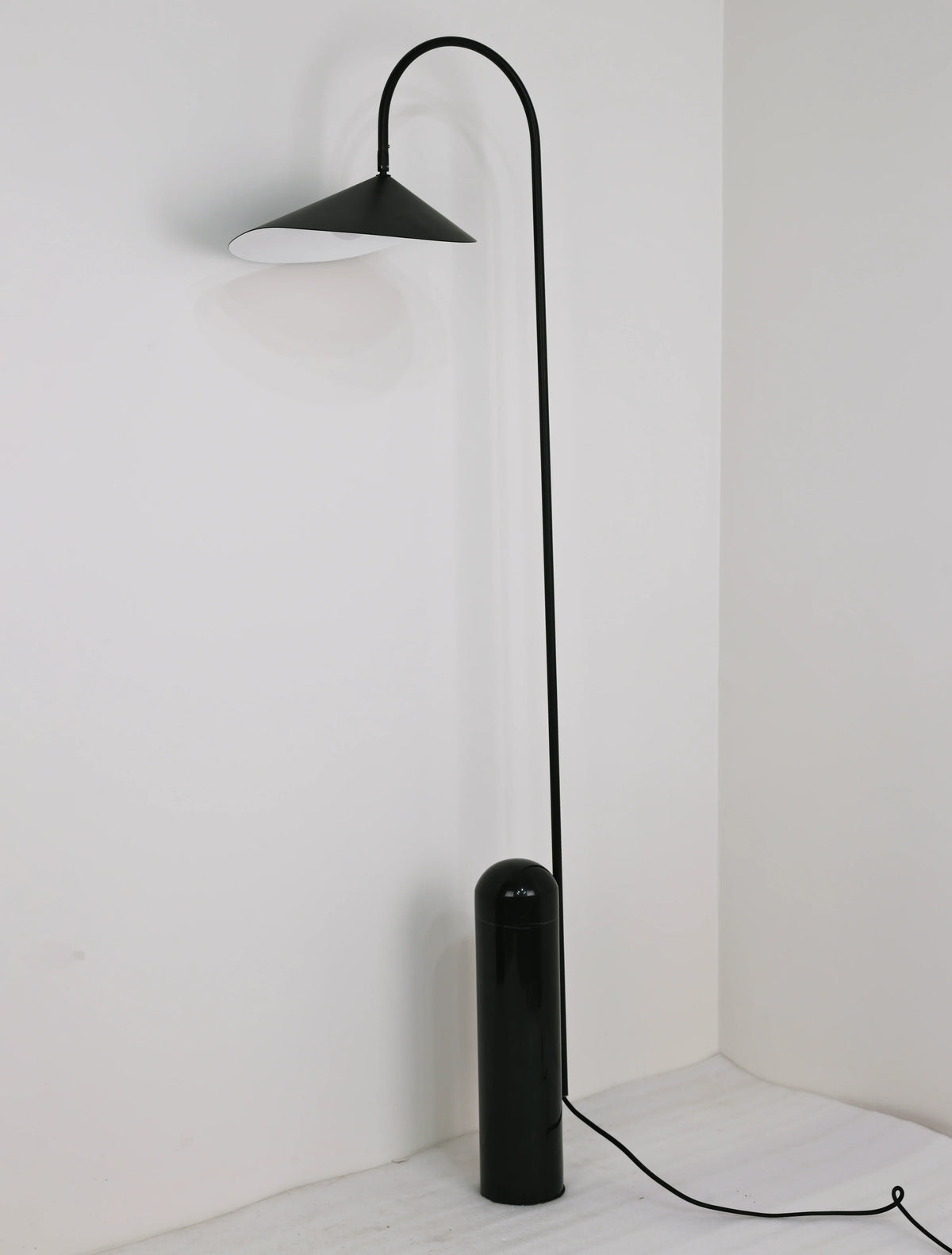 Arum Marble Floor Lamp