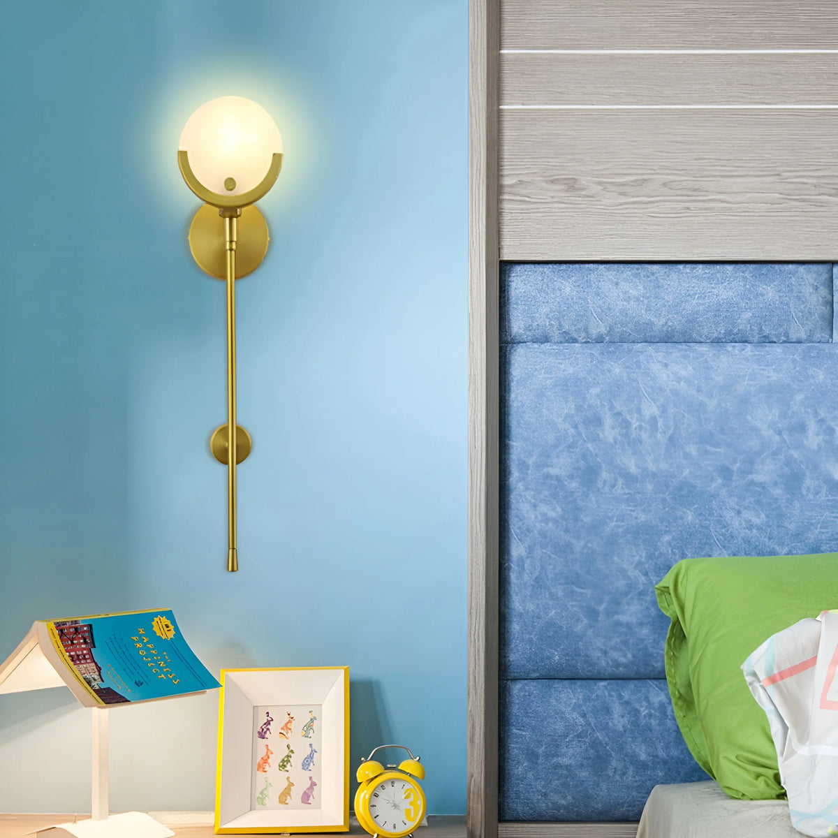 Alabaster Ava Brass Wall Lamp