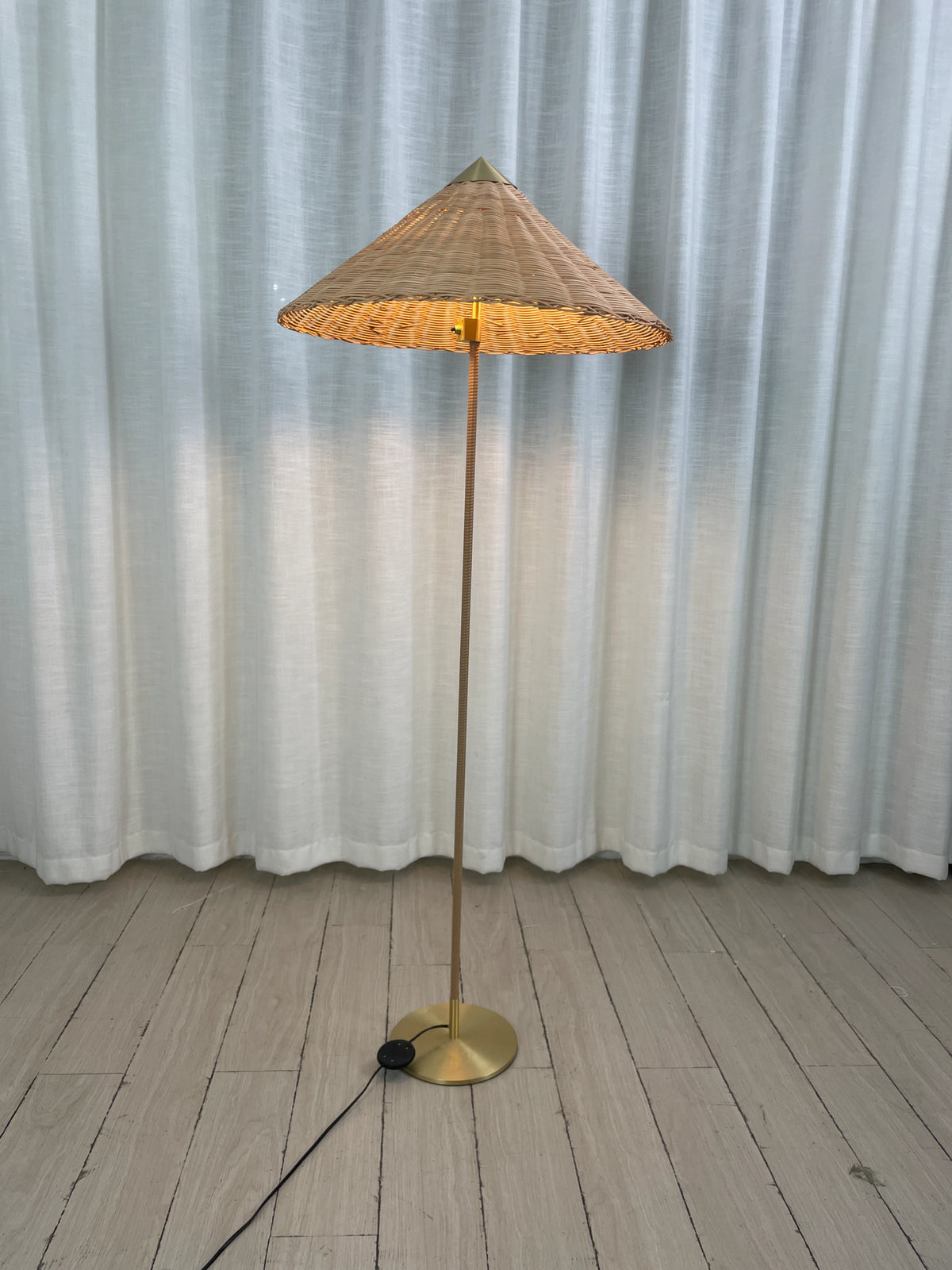 Bamboo Hat Floor Lamp