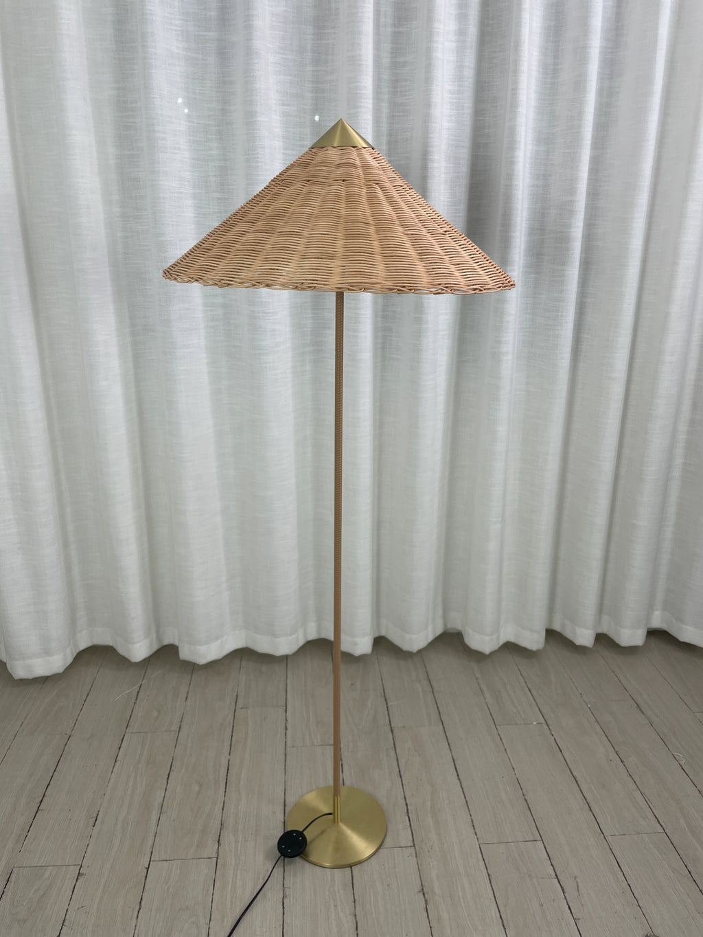 Bamboo Hat Floor Lamp