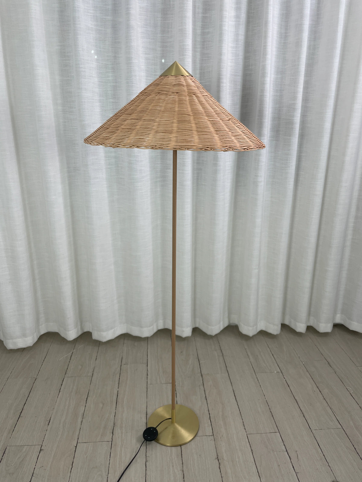 Bamboo Hat Floor Lamp