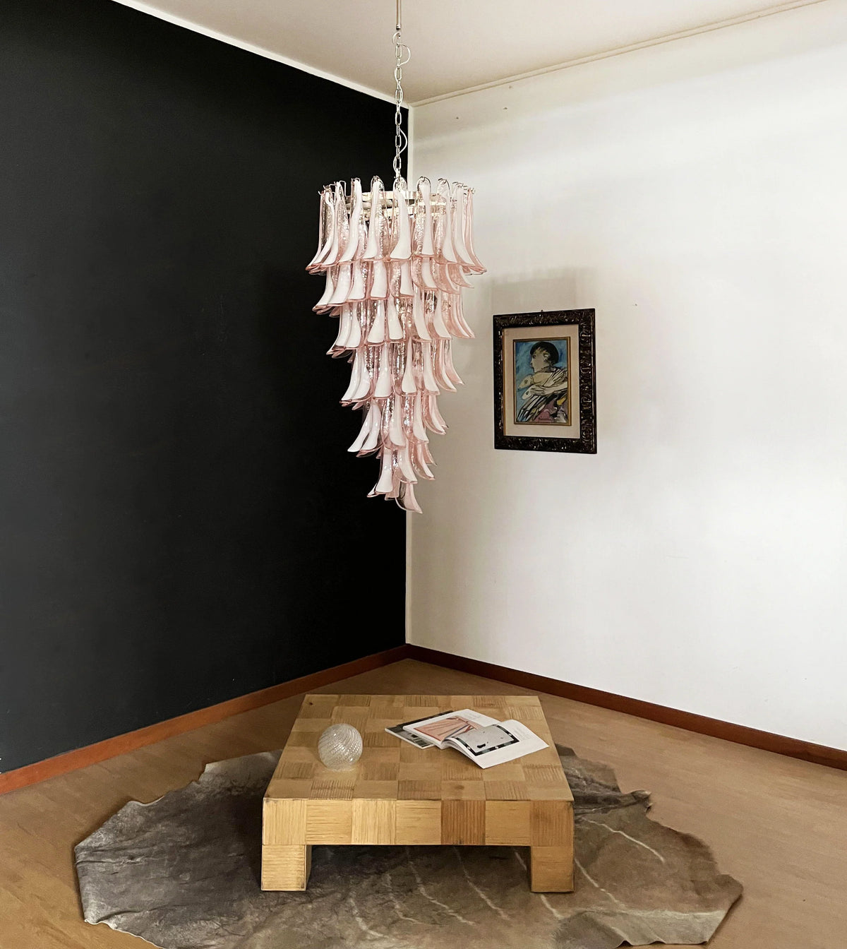 Petals Spiral Murano Pink Chandelier