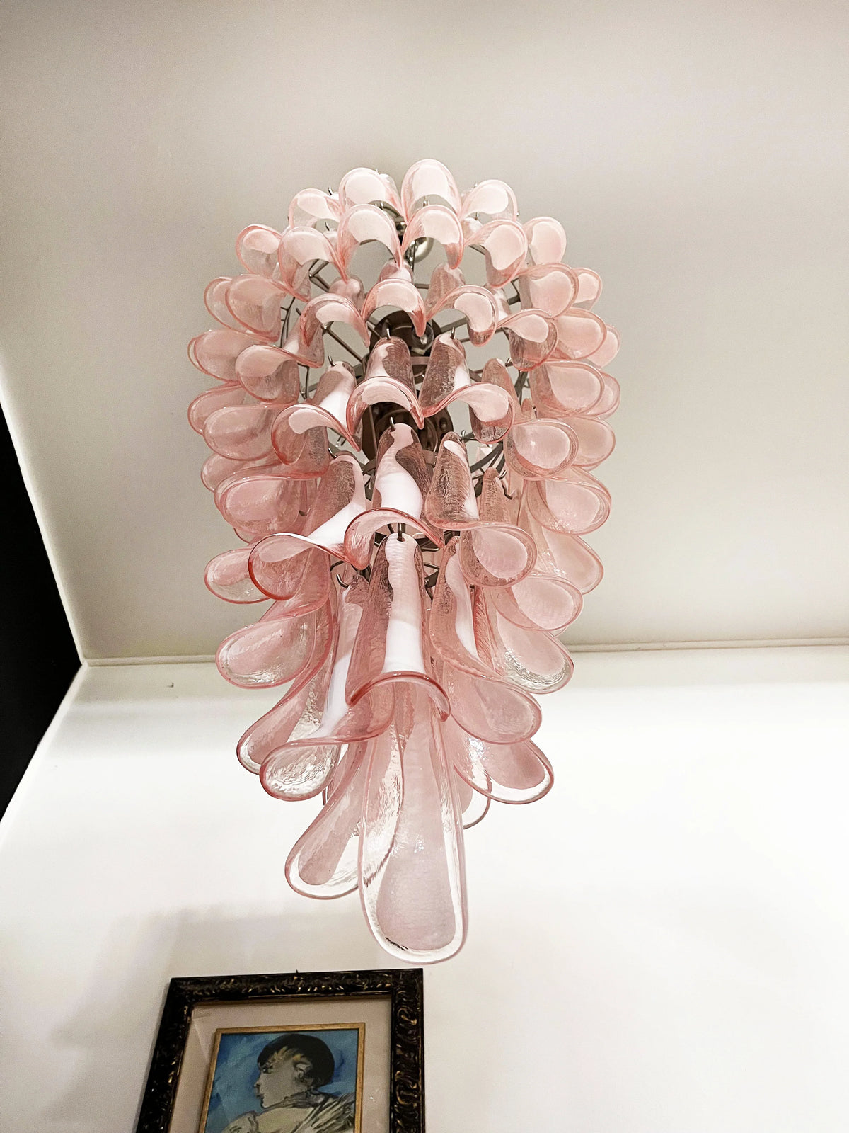 Petals Spiral Murano Pink Chandelier