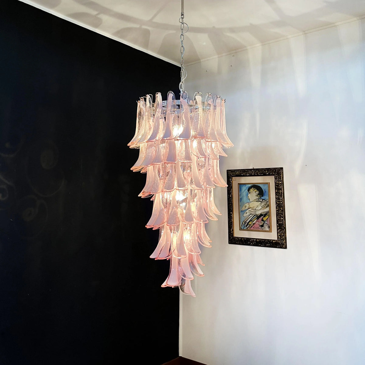 Petals Spiral Murano Pink Chandelier