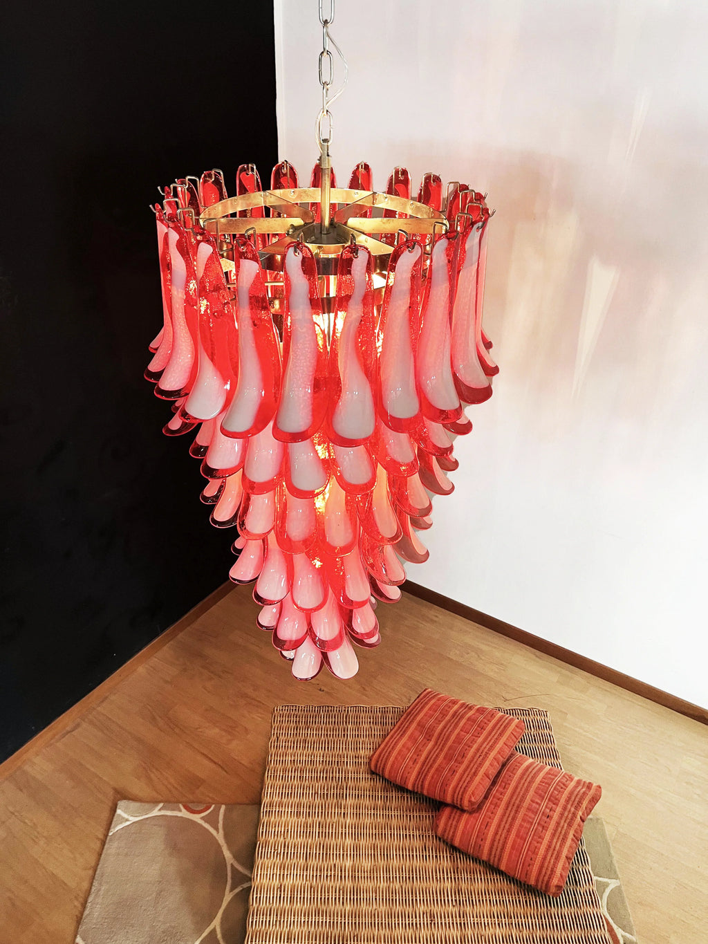 Petals Spiral Murano Red Chandelier