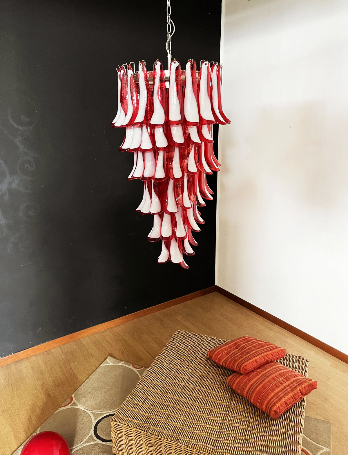 Petals Spiral Murano Red Chandelier