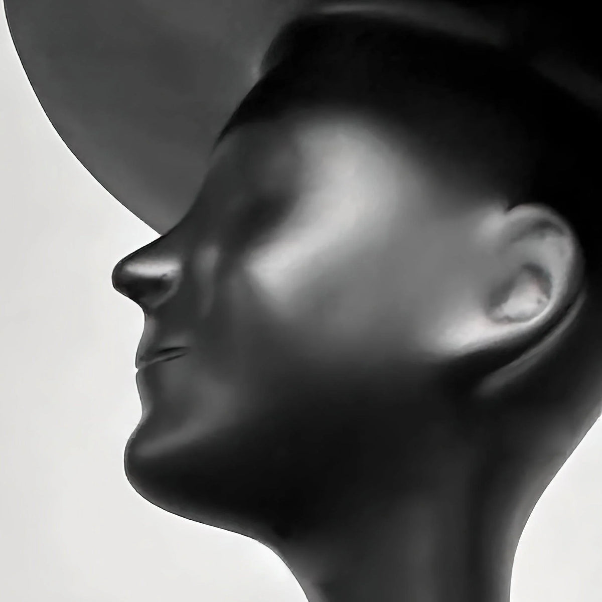 Lexa Sculpture Figure Floor Lamp