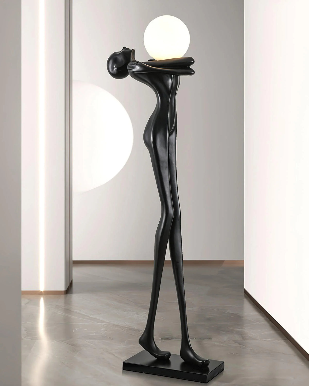 Moca Sculpture Figure Floor Lamp
