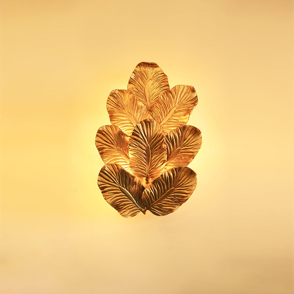 Pathleaf Heap Wall Lamp