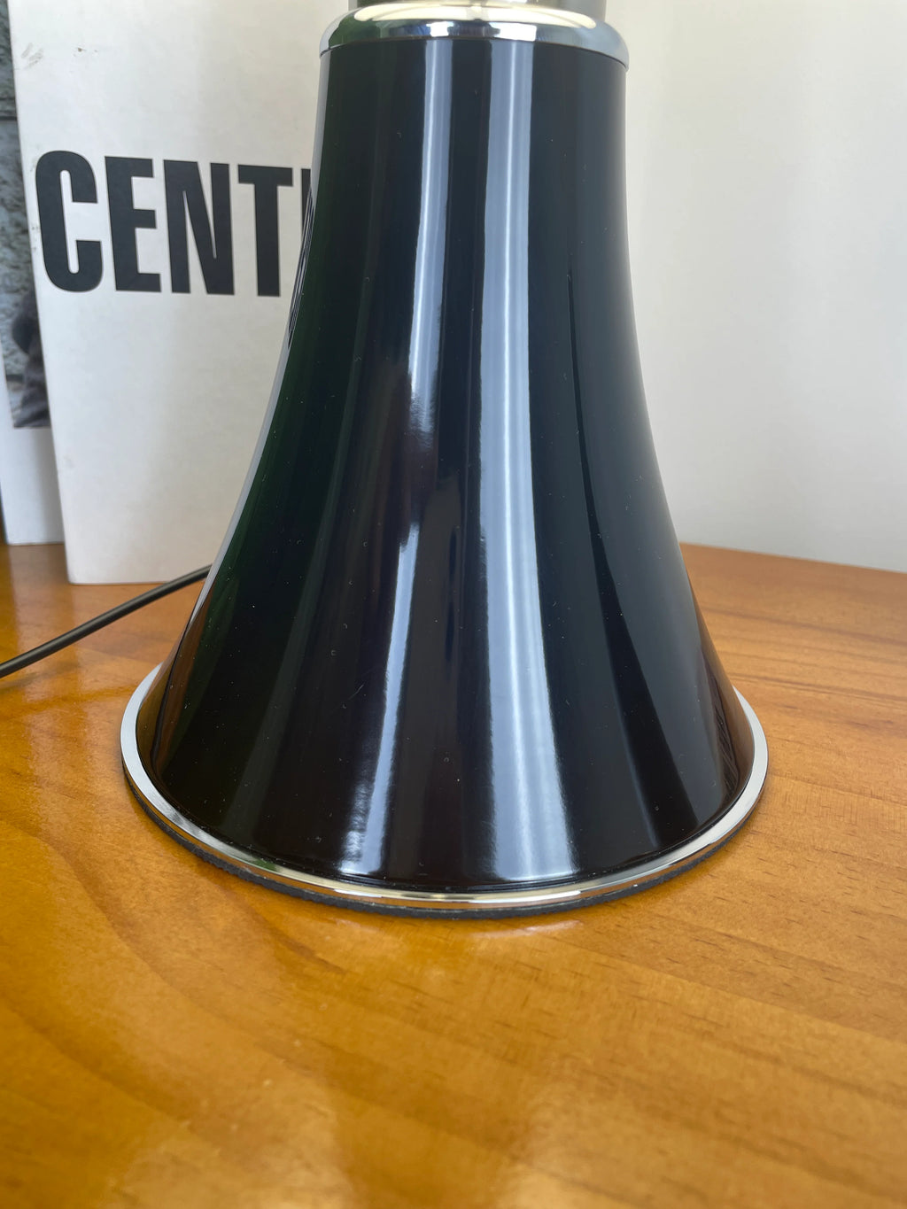 Pipistrello Acrylic Table Lamp