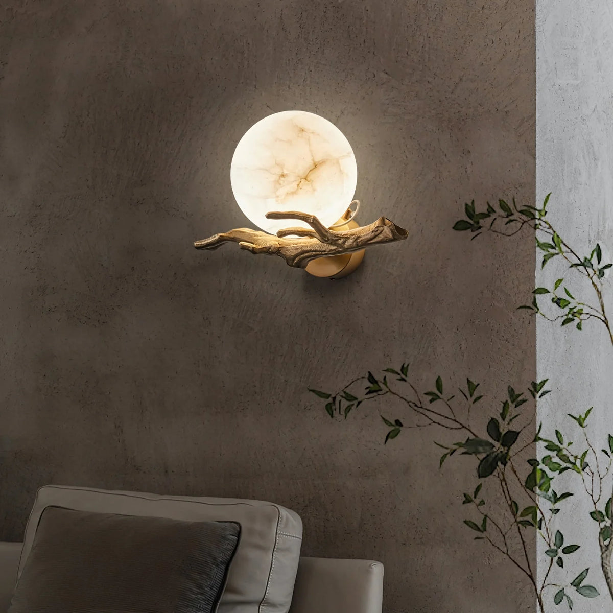 Retro Twigs Round Alabaster Wall Lamp