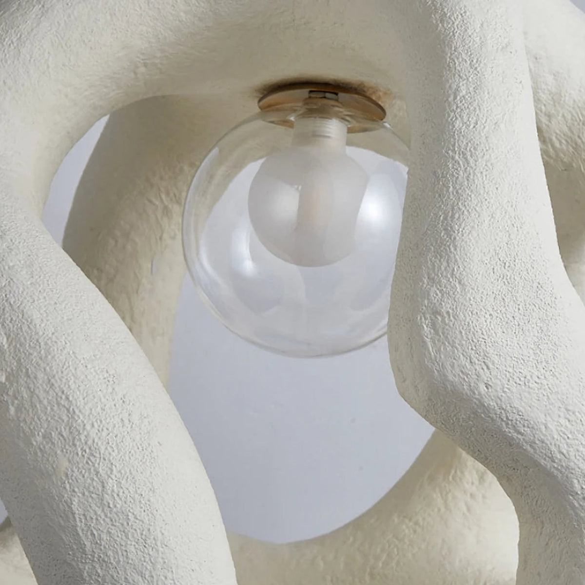 Round Hollow Pendant Lamp