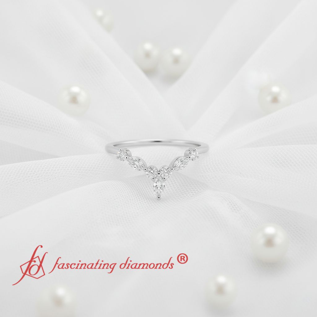 Crown Marquise And Round Band