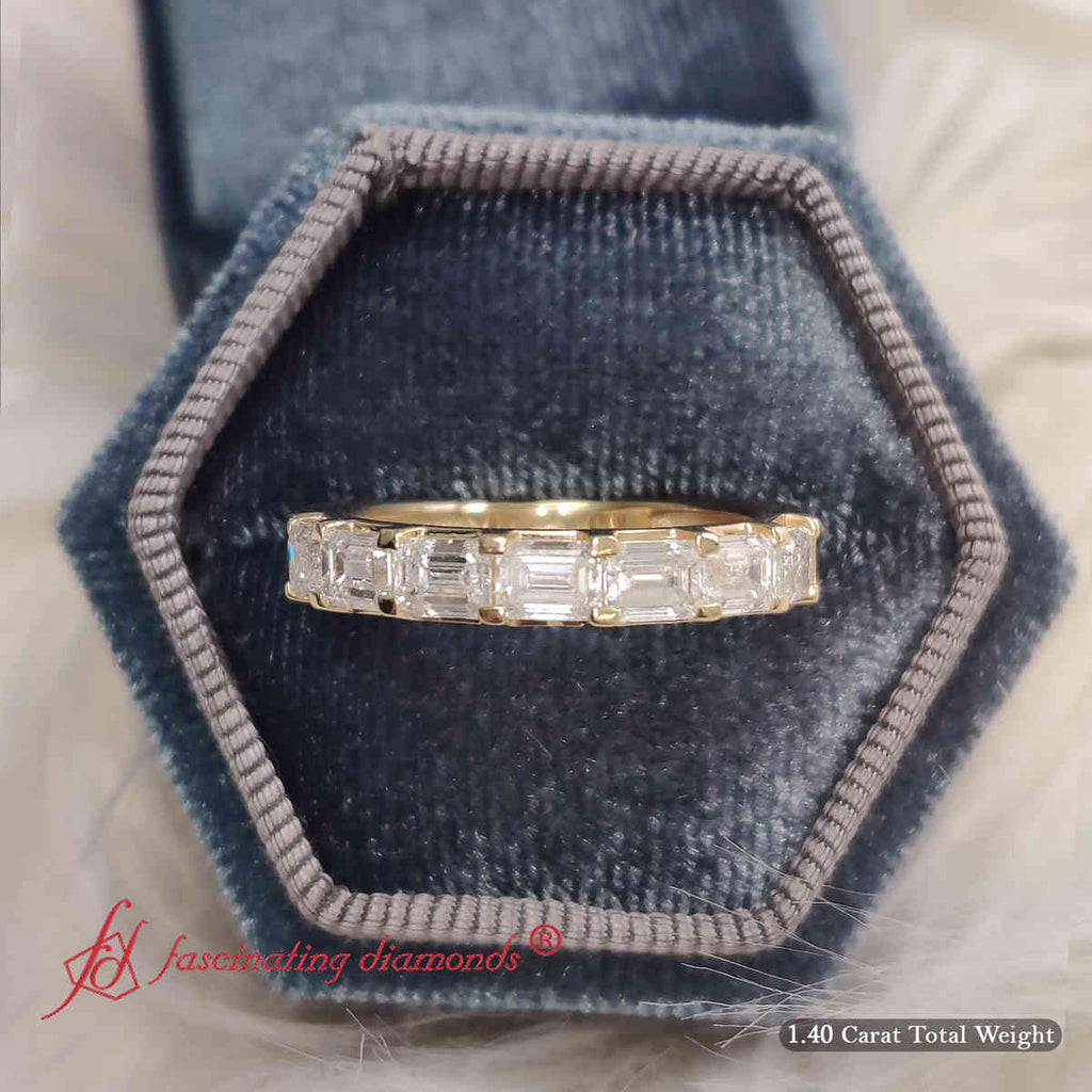 Horizontal Emerald Cut Classic Band
